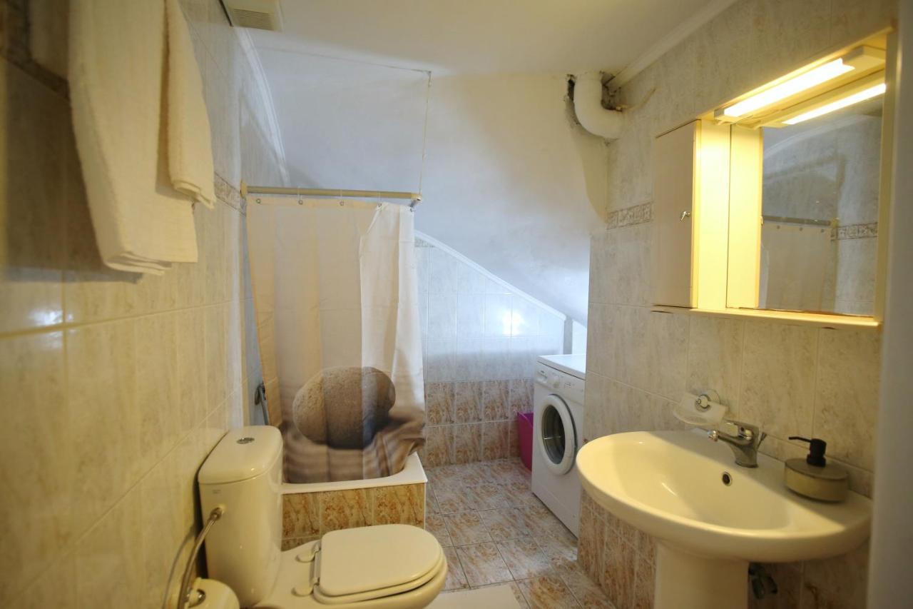 Anna'S House Apartment Vlikhon Luaran gambar